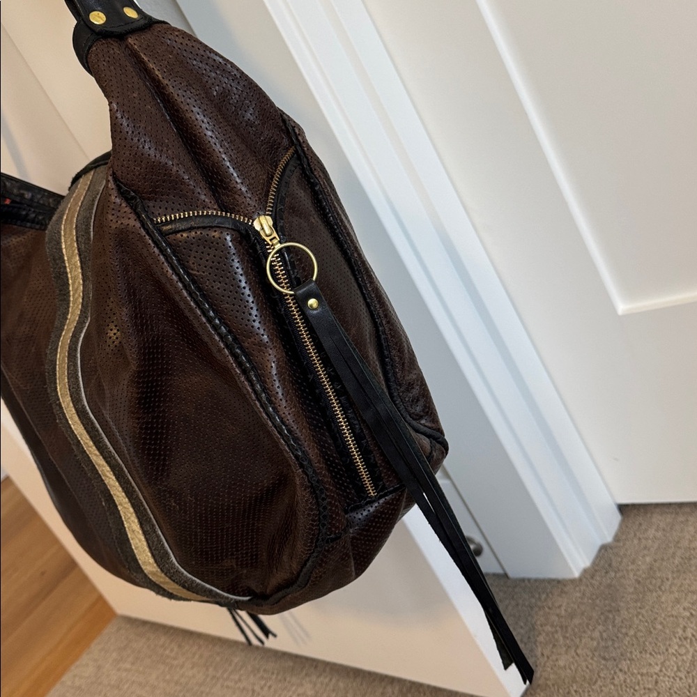 Maya Moon Designs Luxury Custom Leather Bag with Gold Accents - Picture 4 of 17